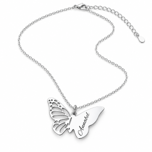 Personalized Butterfly Name Necklace – Engraved Silver-Tone Pendant