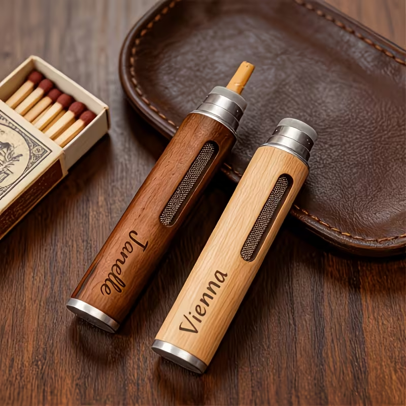Personalized Handheld Ashtray – Portable Wood-Finish Cigarette Ash Holder